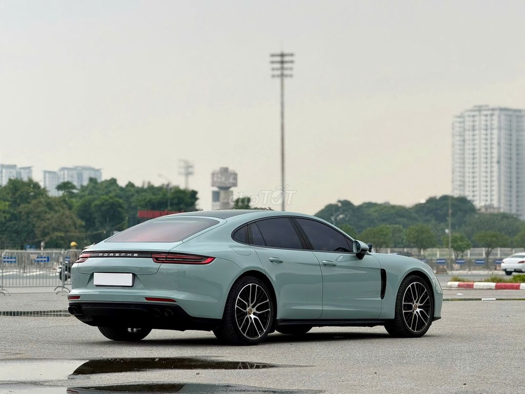 Porsche Panamera 3.0 V6 2018 - ảnh 4