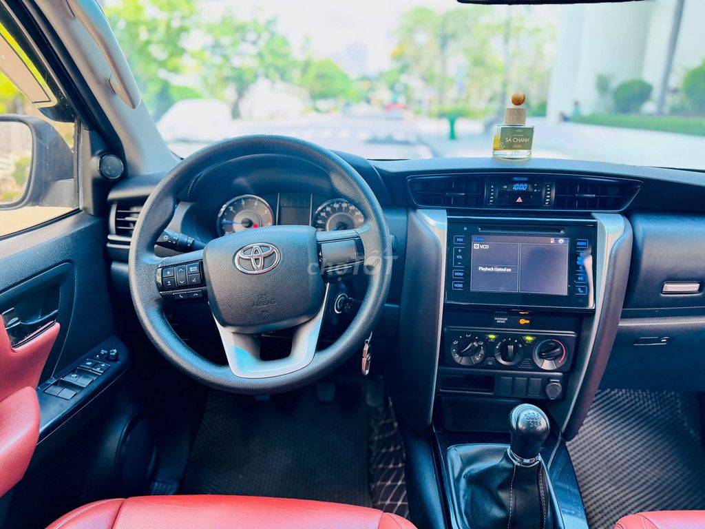 Toyota Fortuner 2019 - ảnh 4