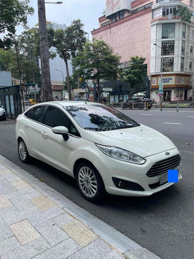Ford Fiesta 2016 - ảnh 3