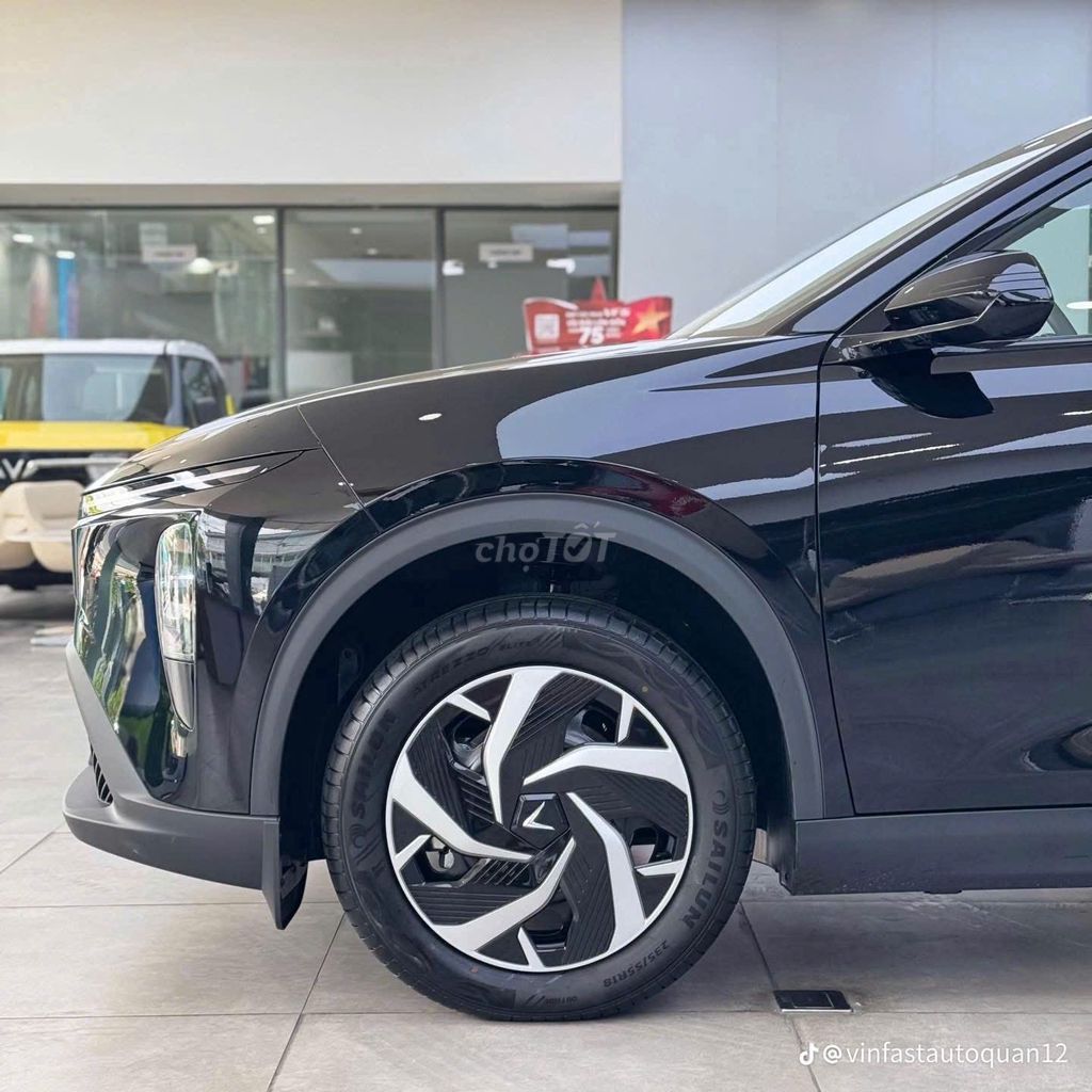 VinFast Limo Green - ảnh 2