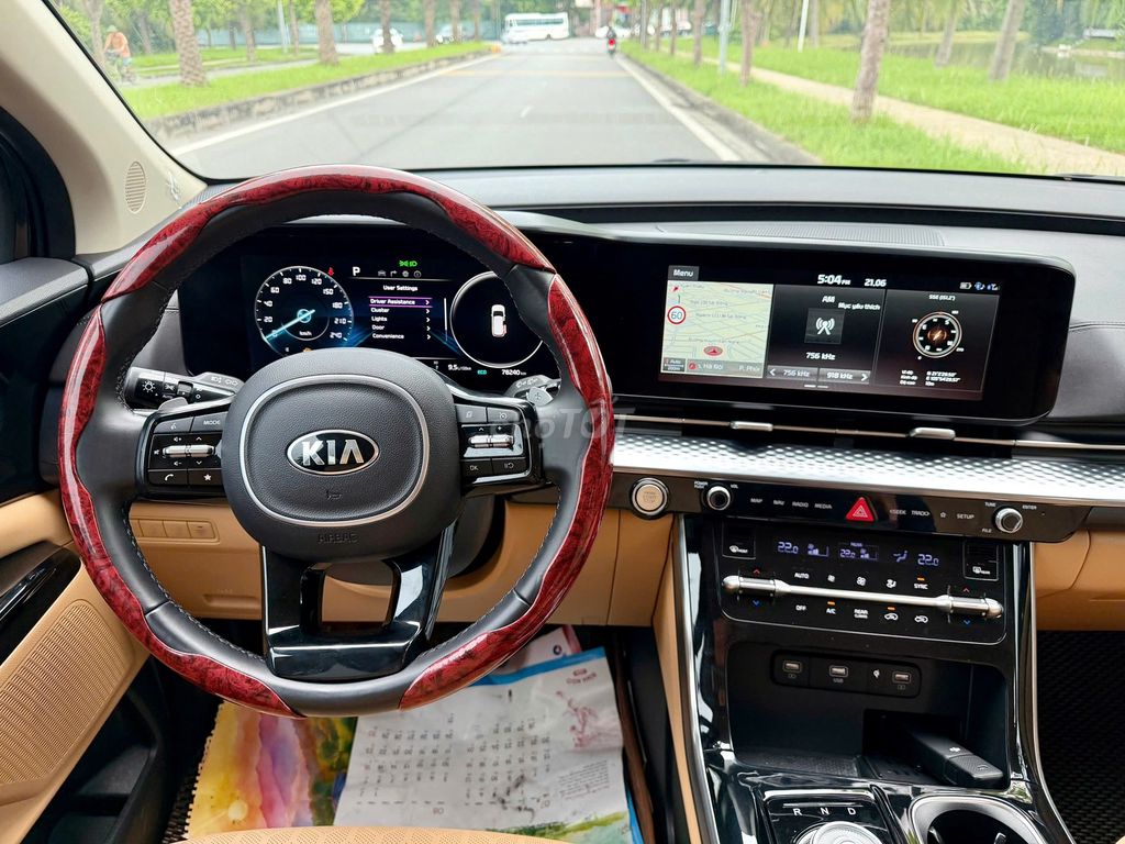 Kia Carnival Premium 2.2D 2021 - ảnh 4