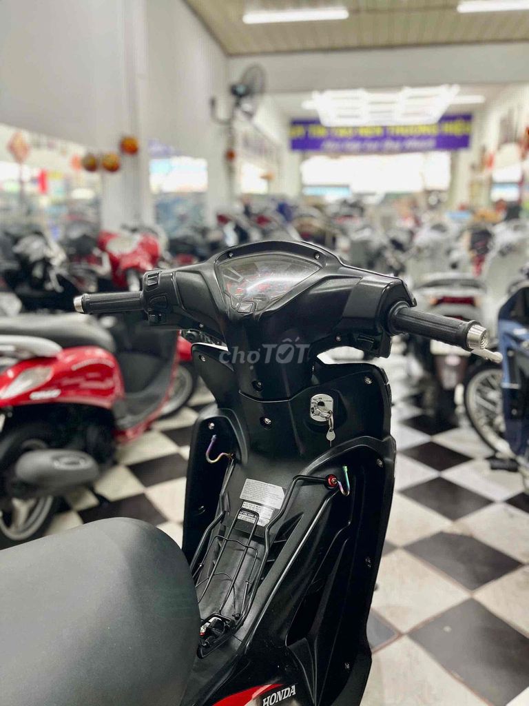 Honda Wave 2022 - ảnh 2