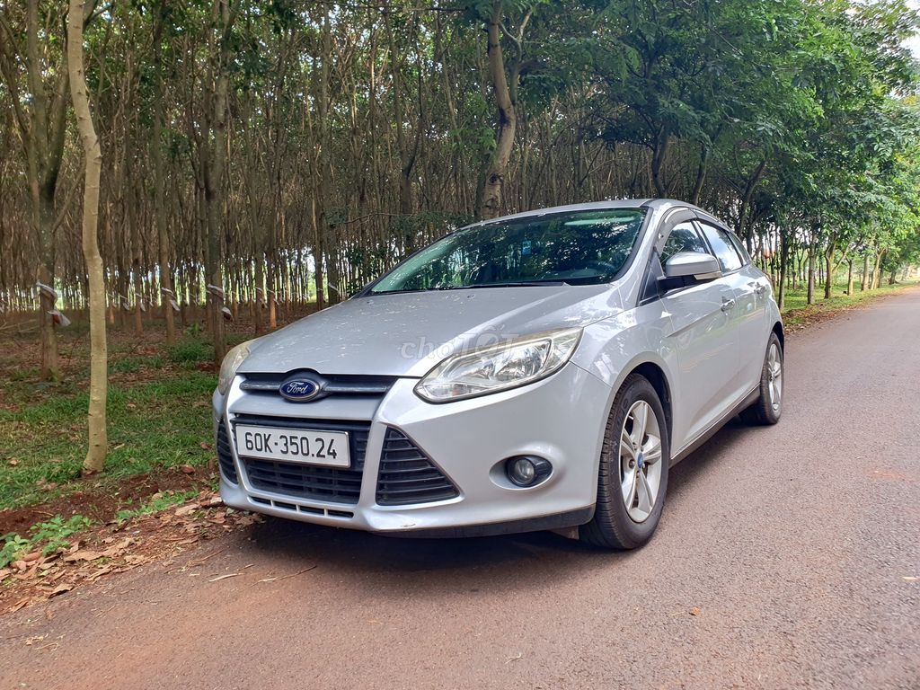 Ford Focus 2014 - ảnh 2