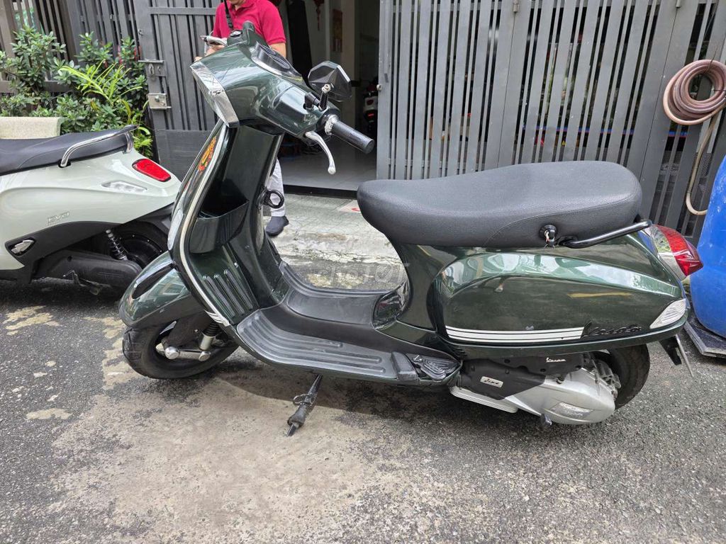 Piaggio Vespa 2013 - ảnh 3