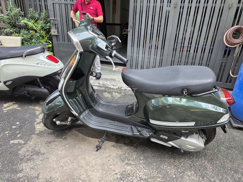 Piaggio Vespa 2013 - ảnh 4