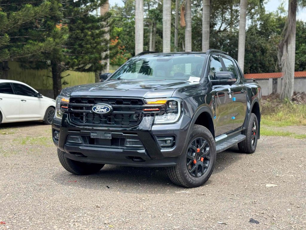 Ford Ranger - ảnh 1