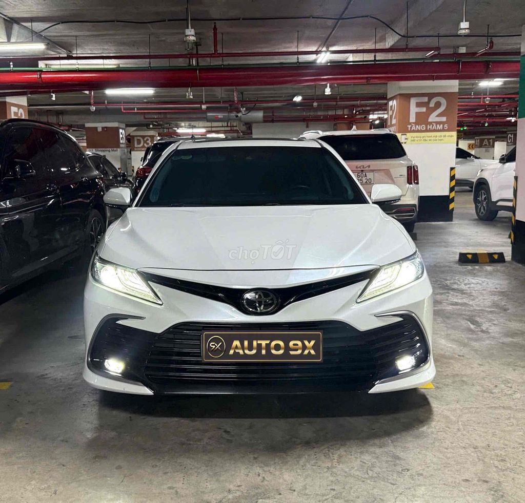 Toyota Camry 2.0Q 2023 - ảnh 1