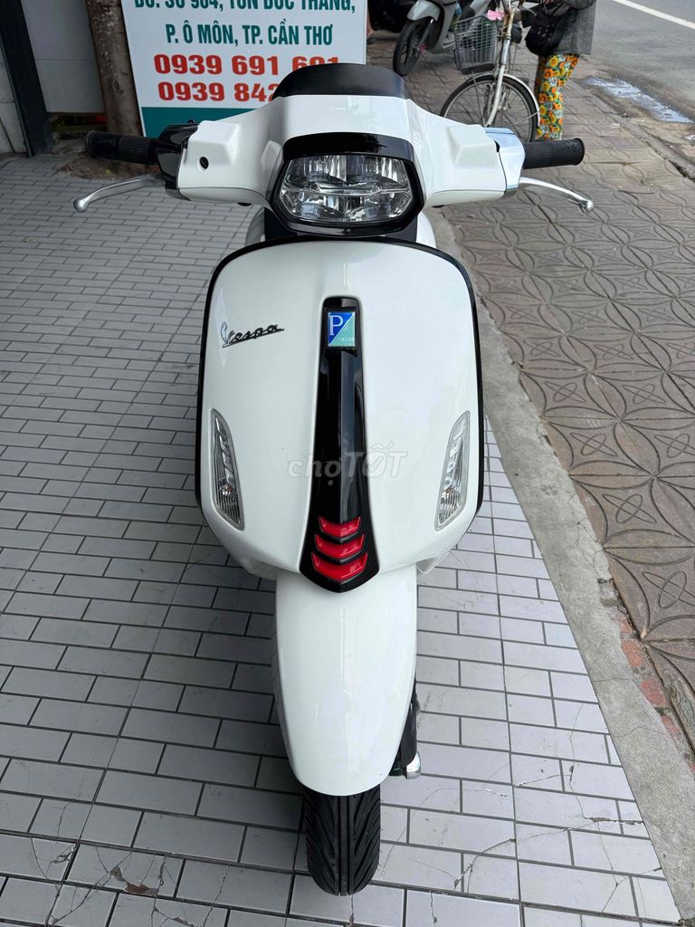 Piaggio Vespa 2021 - ảnh 1