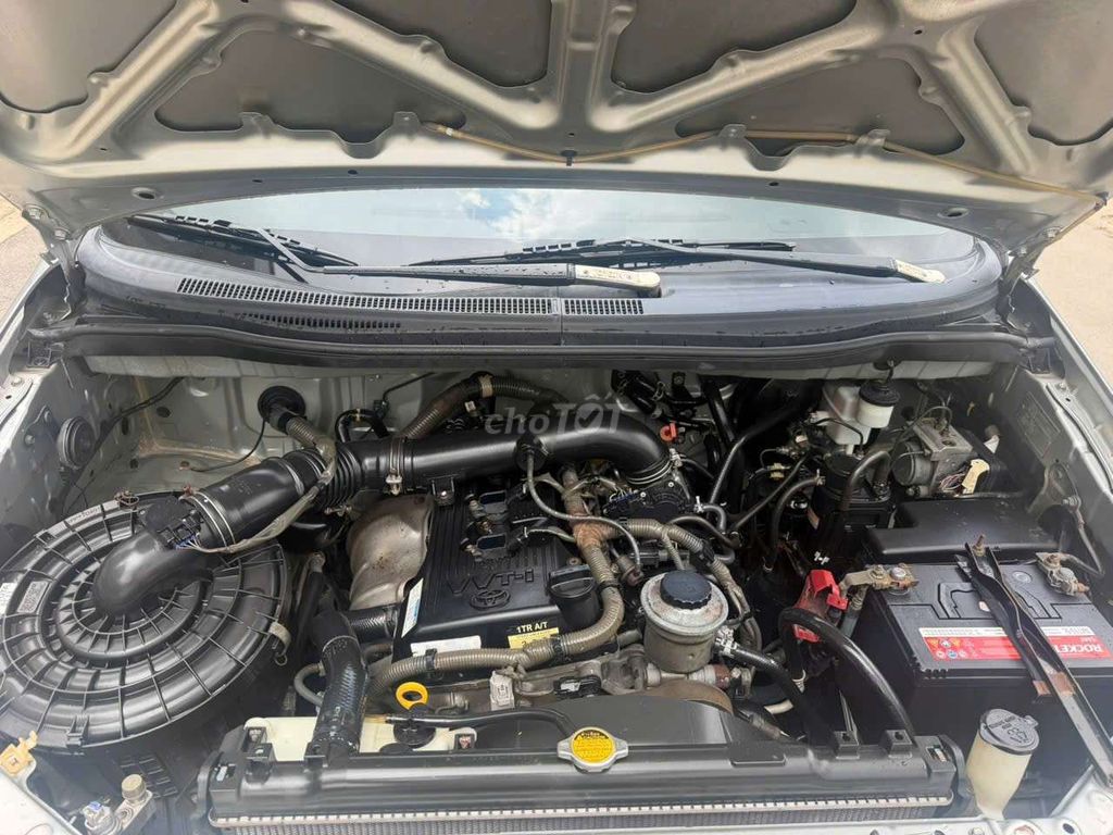 Toyota Innova 2009 - ảnh 3