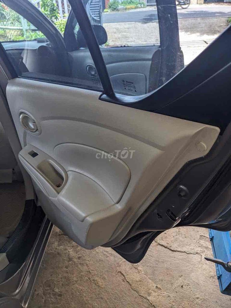 Nissan Sunny 2016 - ảnh 4