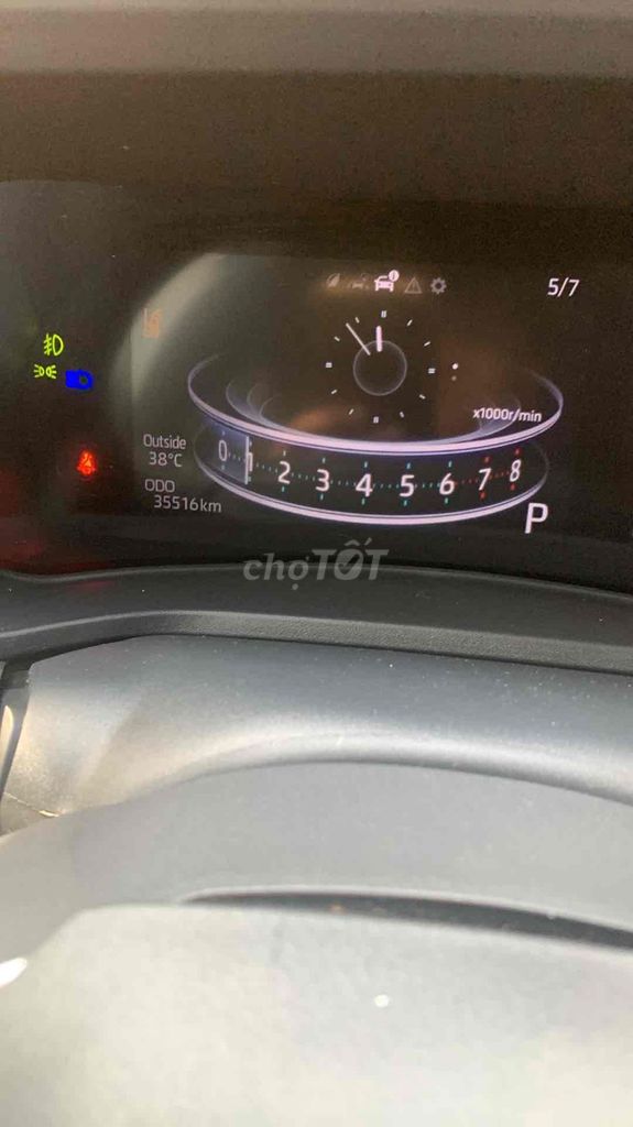 Toyota Veloz Cross - ảnh 3