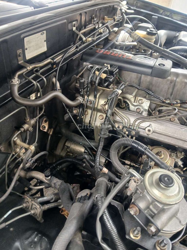 Ford Everest - ảnh 2