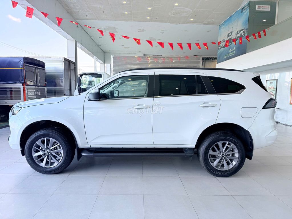 Isuzu 2025 - ảnh 3