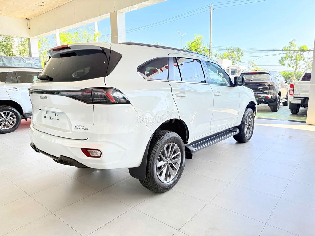 Isuzu 2025 - ảnh 5