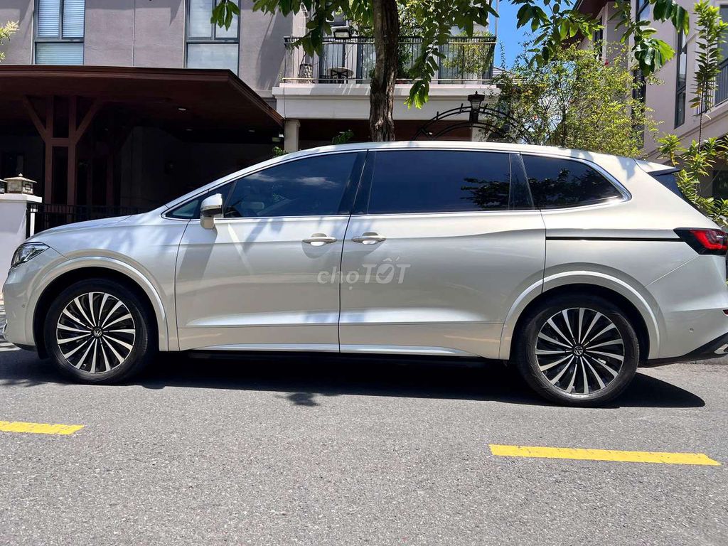 Volkswagen Viloran 2025 - ảnh 3