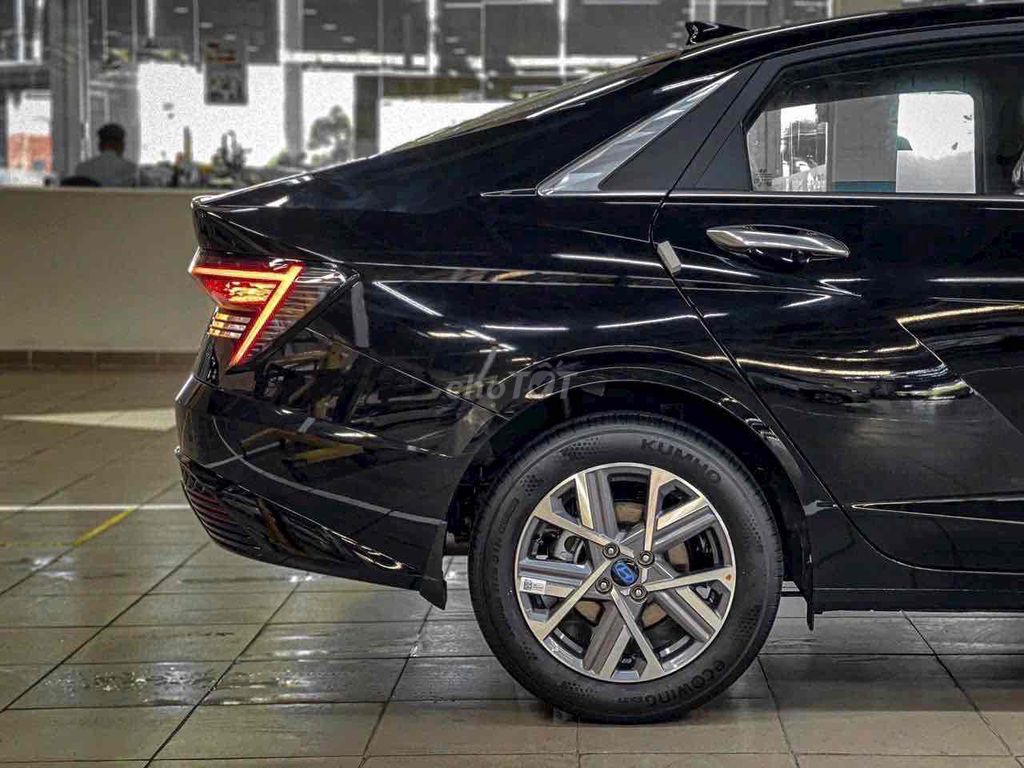 Hyundai 2025 - ảnh 4