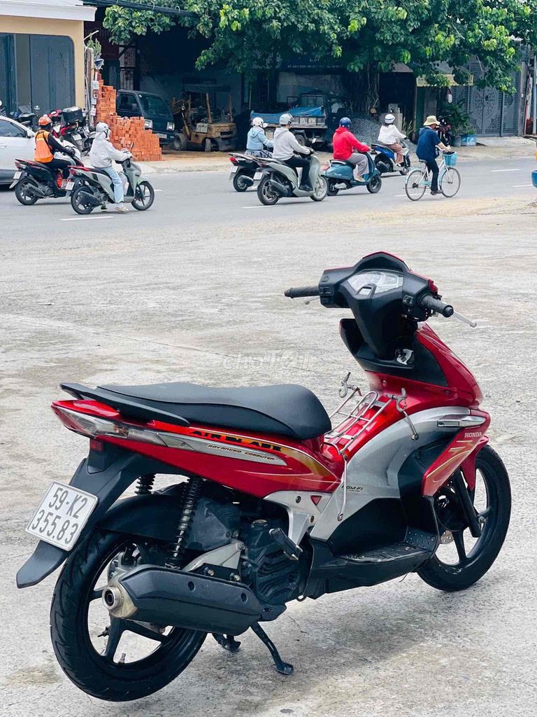 Honda Air Blade 2010 - ảnh 2