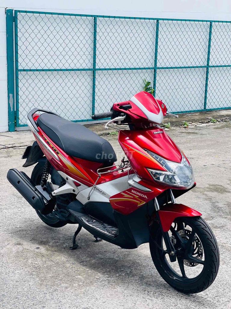 Honda Air Blade 2010 - ảnh 3