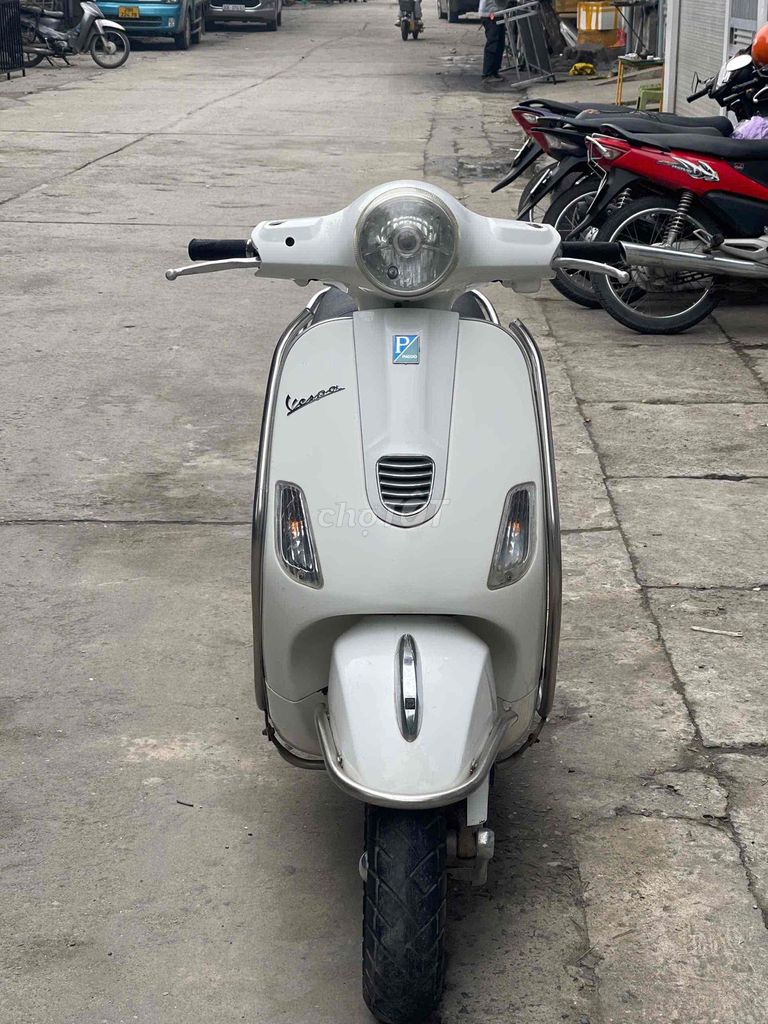 Piaggio Vespa 2015 - ảnh 1