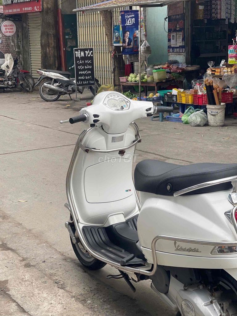 Piaggio Vespa 2015 - ảnh 2