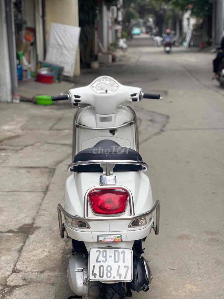 Piaggio Vespa 2015 - ảnh 3