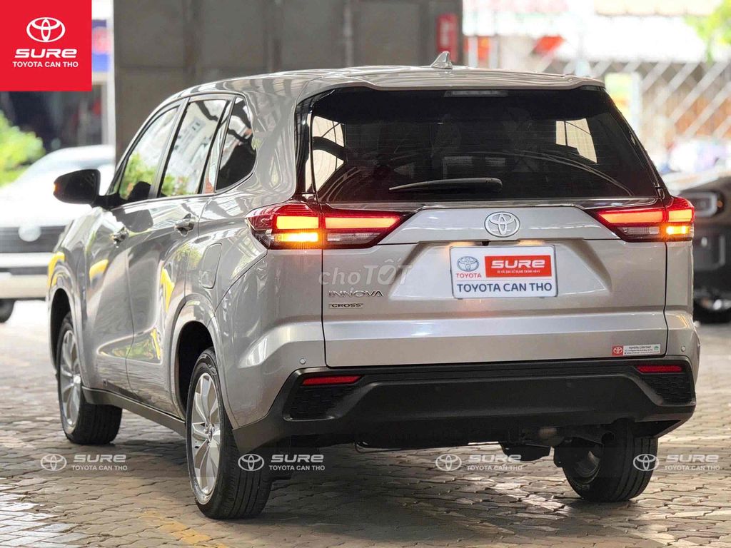 Toyota Innova Cross 2024 - ảnh 4