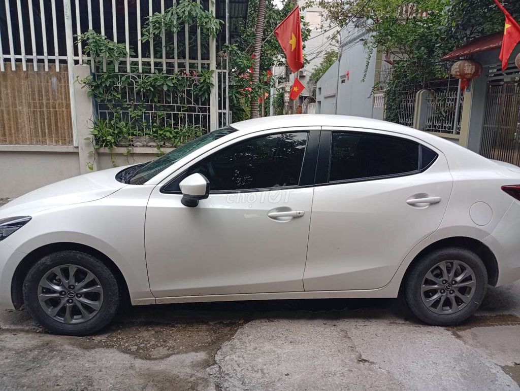 Mazda 2023 - ảnh 1