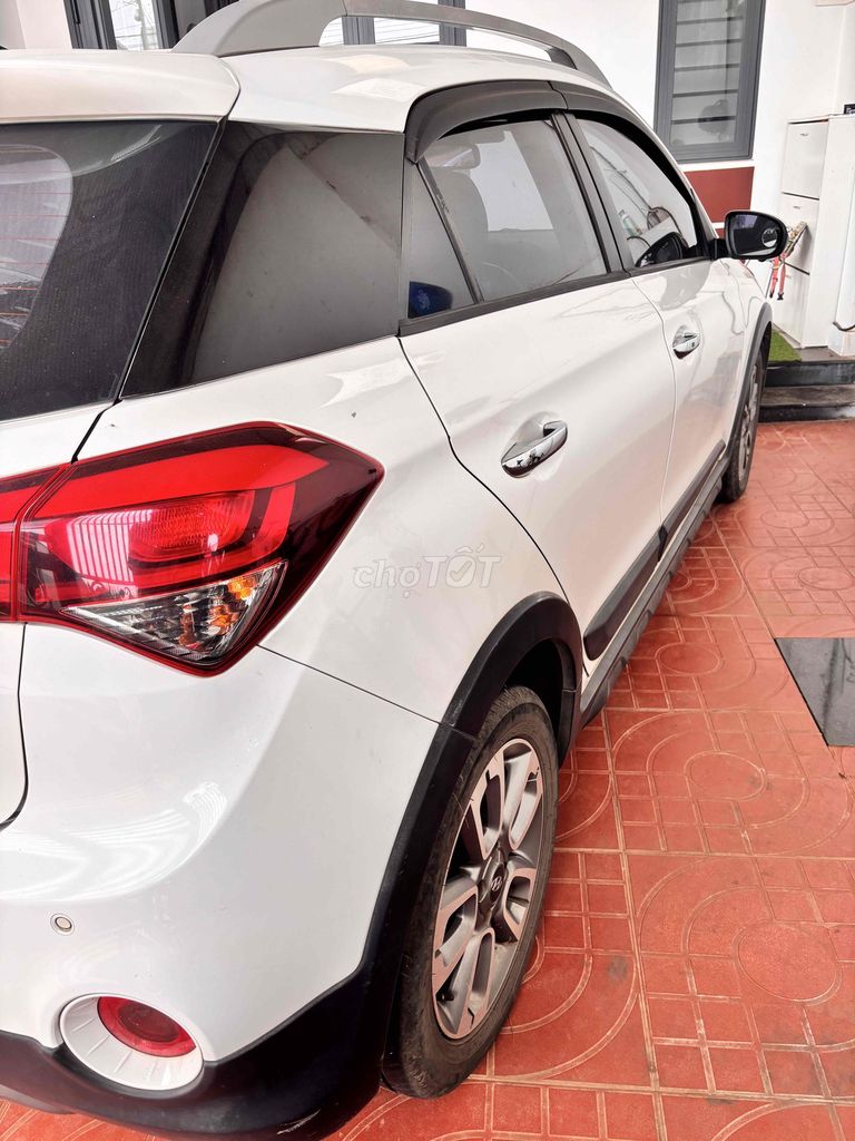 Hyundai i20 - ảnh 2