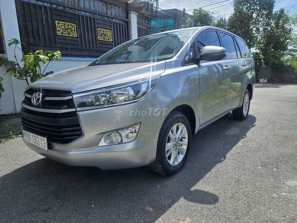 Toyota Innova 2.0E 2019 - ảnh 1