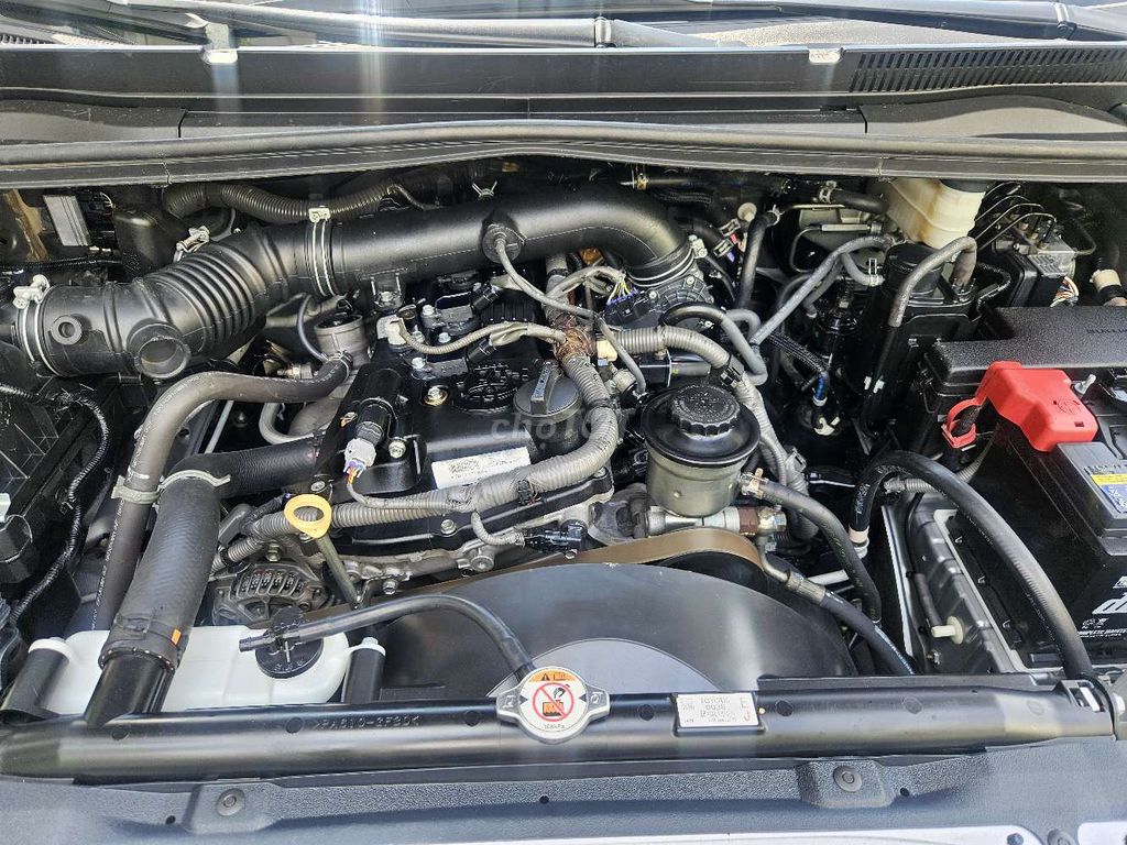 Toyota Innova 2.0E 2019 - ảnh 5