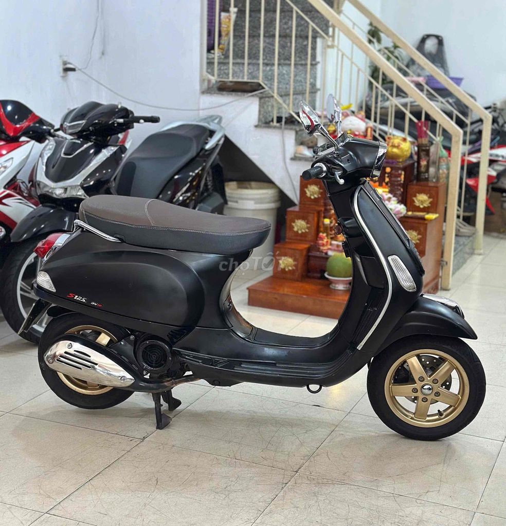 Piaggio Vespa 2011 - ảnh 3