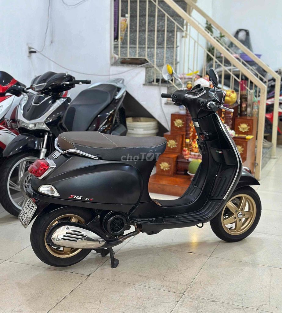 Piaggio Vespa 2011 - ảnh 4