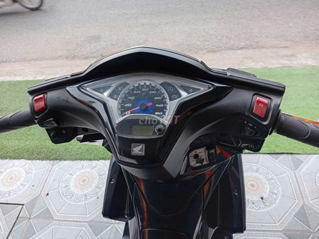 Honda Air Blade 2015 - ảnh 2