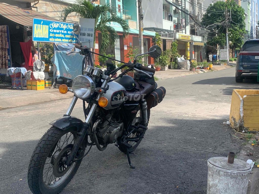 Suzuki 2000 - ảnh 1