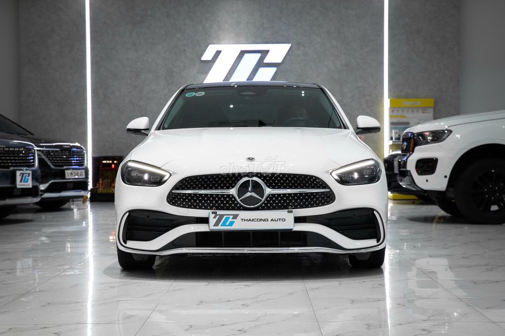 Mercedes-Benz 2022 - ảnh 1