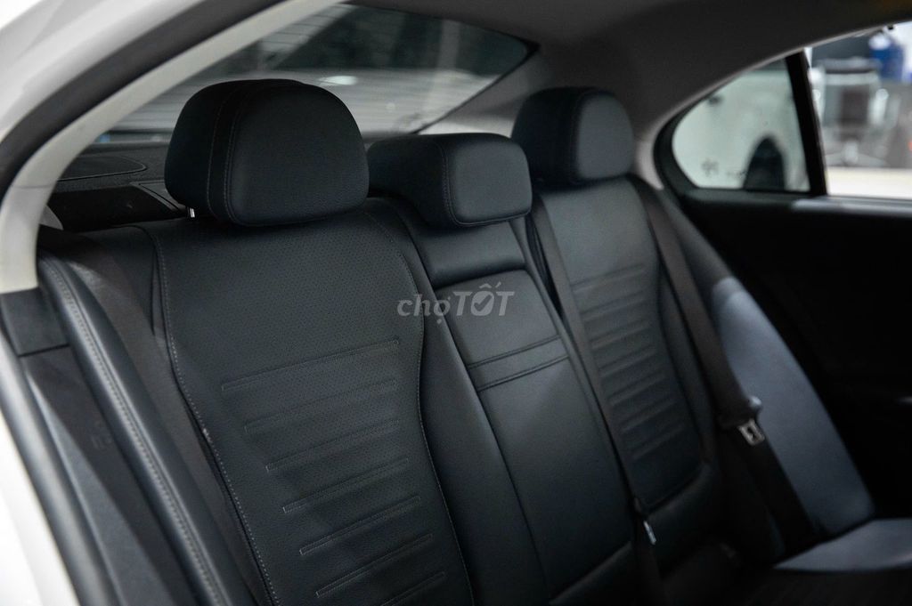 Mercedes-Benz 2022 - ảnh 2
