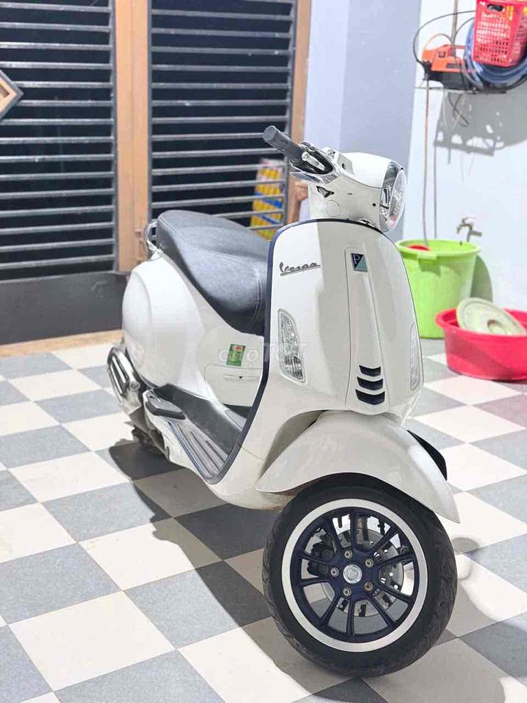Piaggio Vespa 2022 - ảnh 2