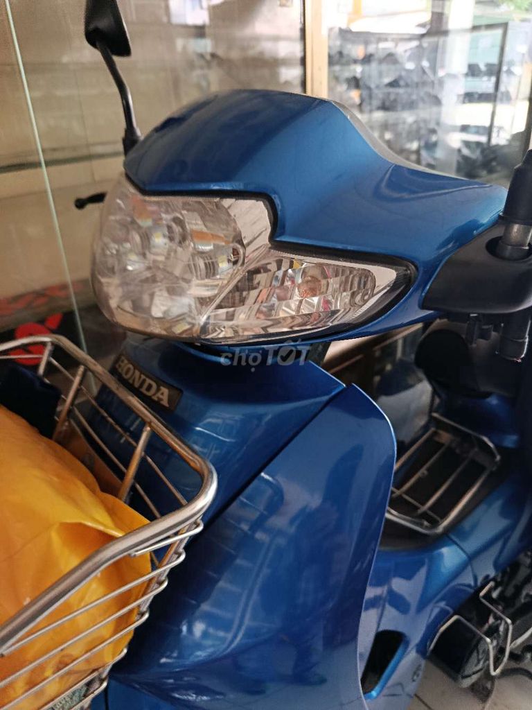 Honda 2002 - ảnh 1