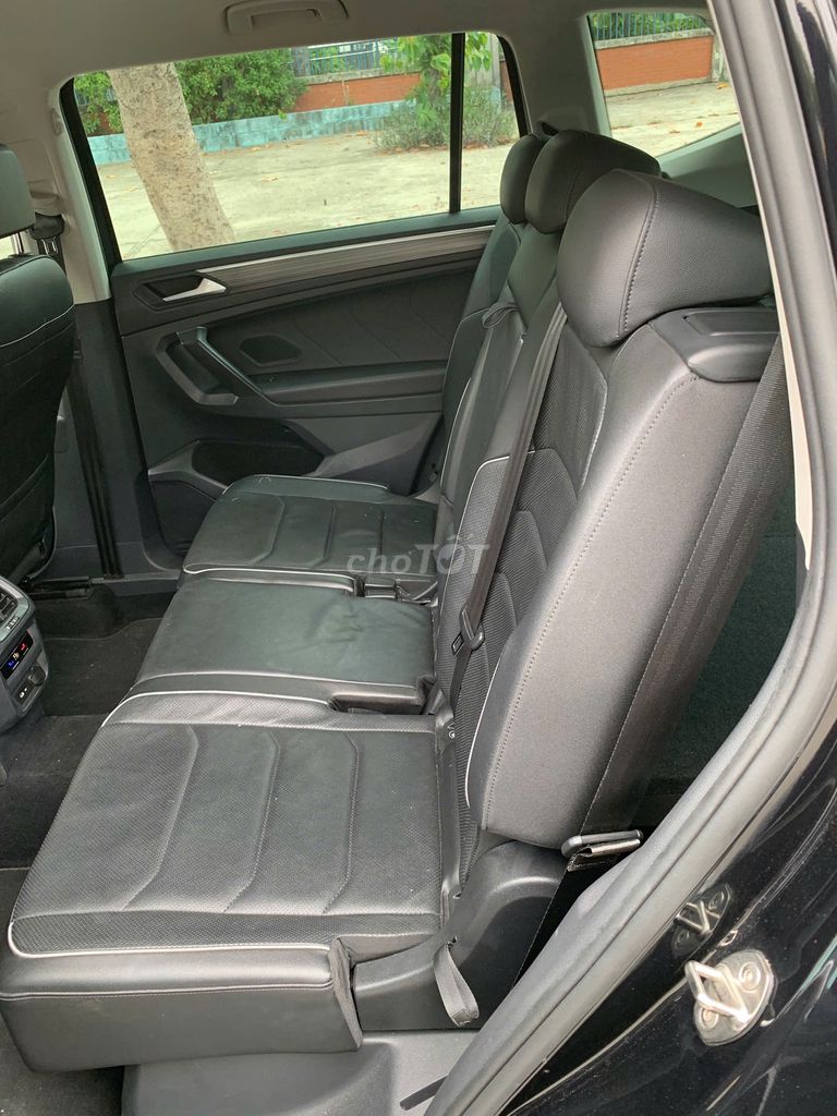 Volkswagen Tiguan 2021 - ảnh 1