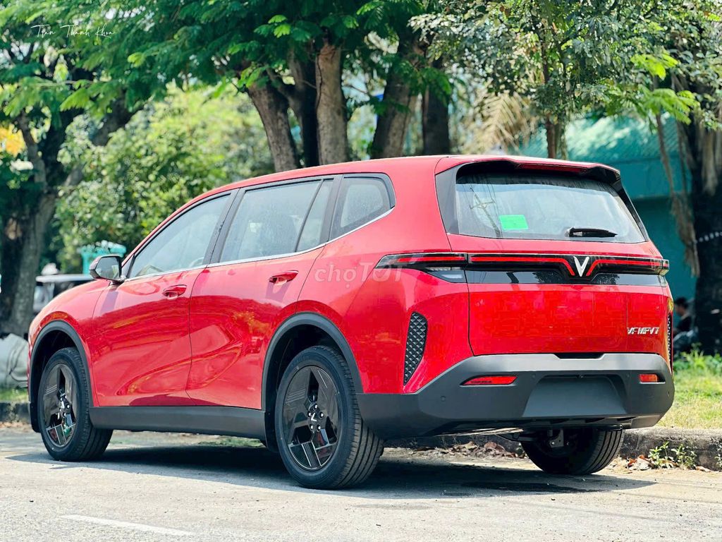 VinFast MPV 7 - ảnh 2