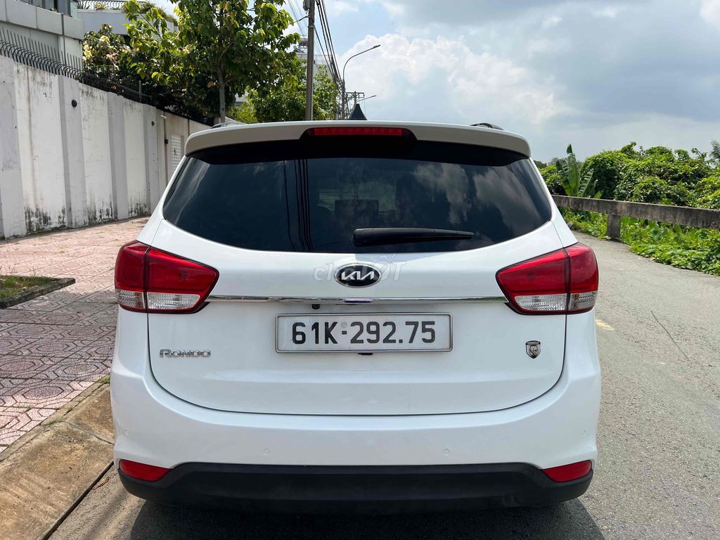 Kia Rondo 2016 - ảnh 3