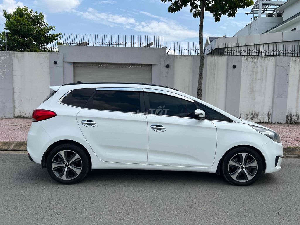 Kia Rondo 2016 - ảnh 4