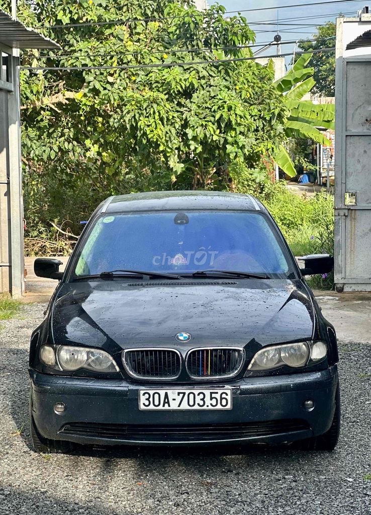 BMW 2004 - ảnh 1