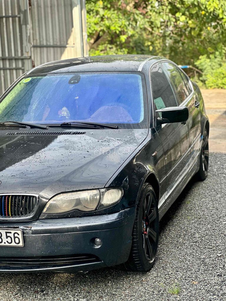 BMW 2004 - ảnh 3