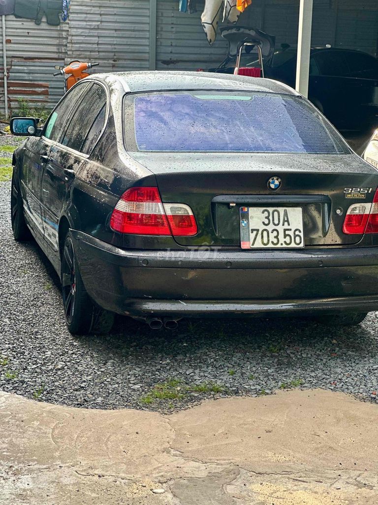 BMW 2004 - ảnh 5