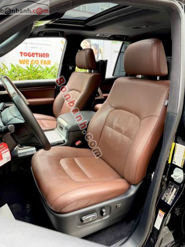 Toyota Land Cruiser 5.7 V8 2016 - ảnh 5
