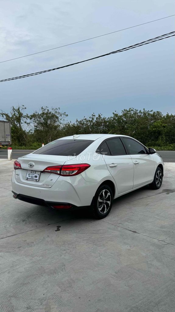 Toyota Vios E CVT 2023 - ảnh 4