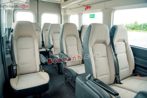 Ford Transit Trend 2025 - ảnh 5