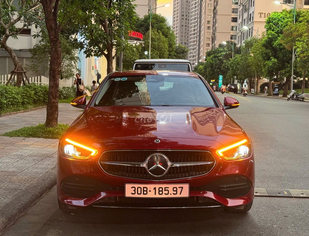 Mercedes-Benz 2023 - ảnh 1