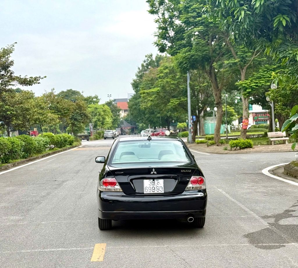 Mitsubishi Lancer 2005 - ảnh 3